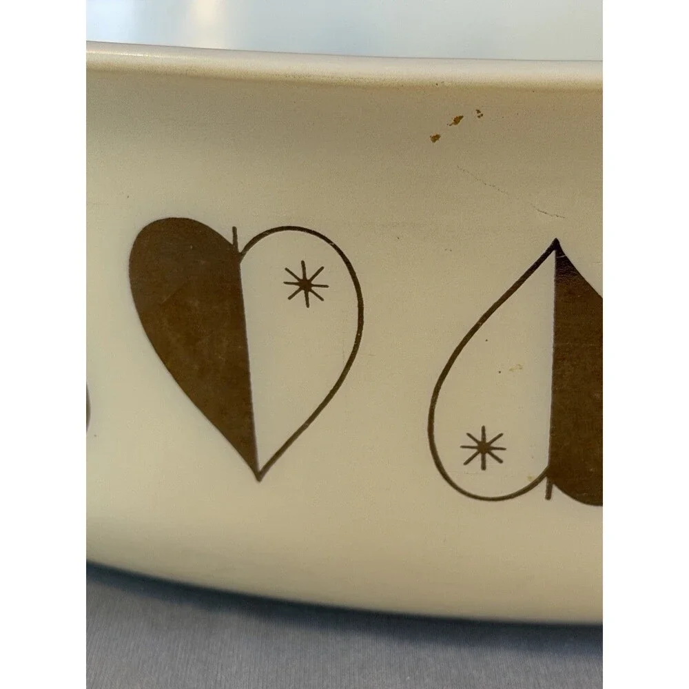 VTG PYREX Golden Hearts Promotional Casserole #045 2.5 Qt W Candle Warmer READ